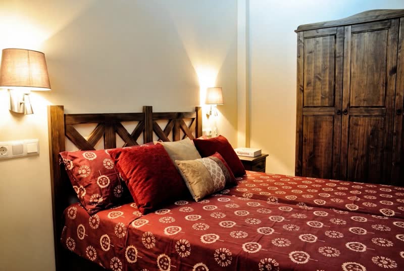 Apartament Rústic: habitació amb dos llits